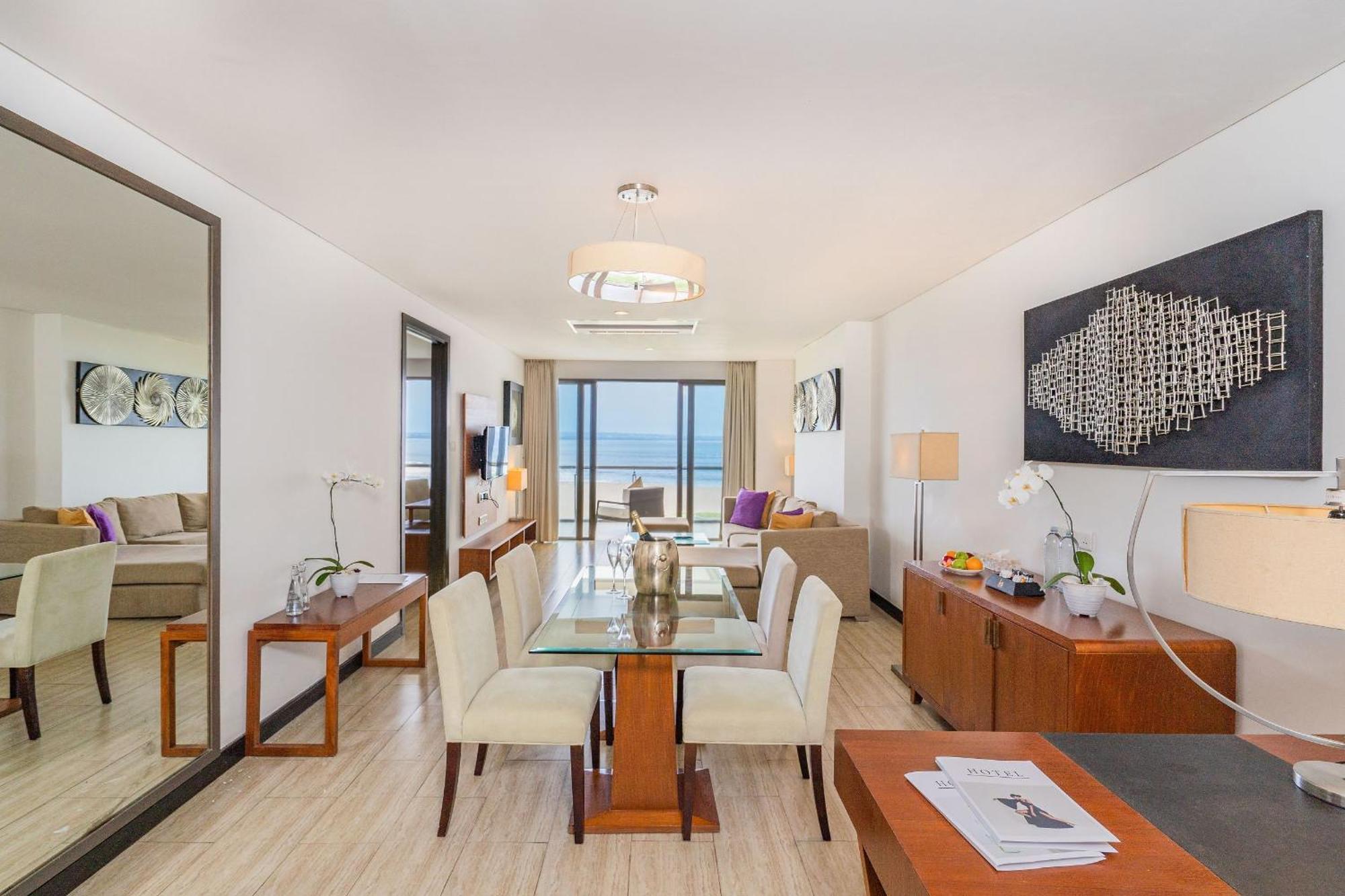 Lv8 Resort Hotel Canggu Dış mekan fotoğraf