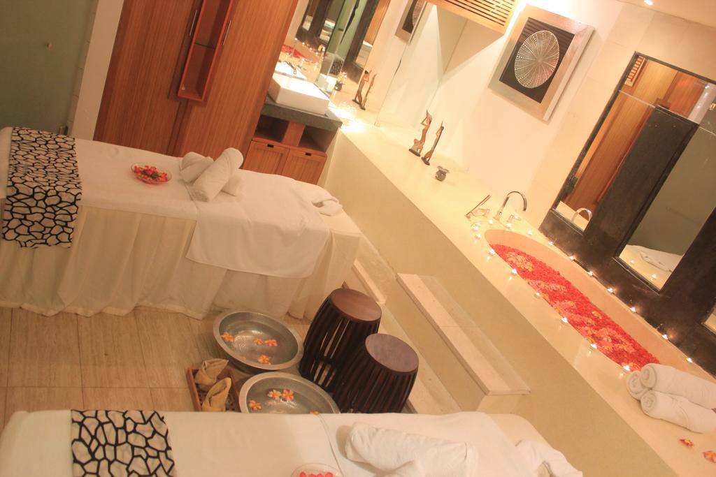 Lv8 Resort Hotel Canggu Dış mekan fotoğraf
